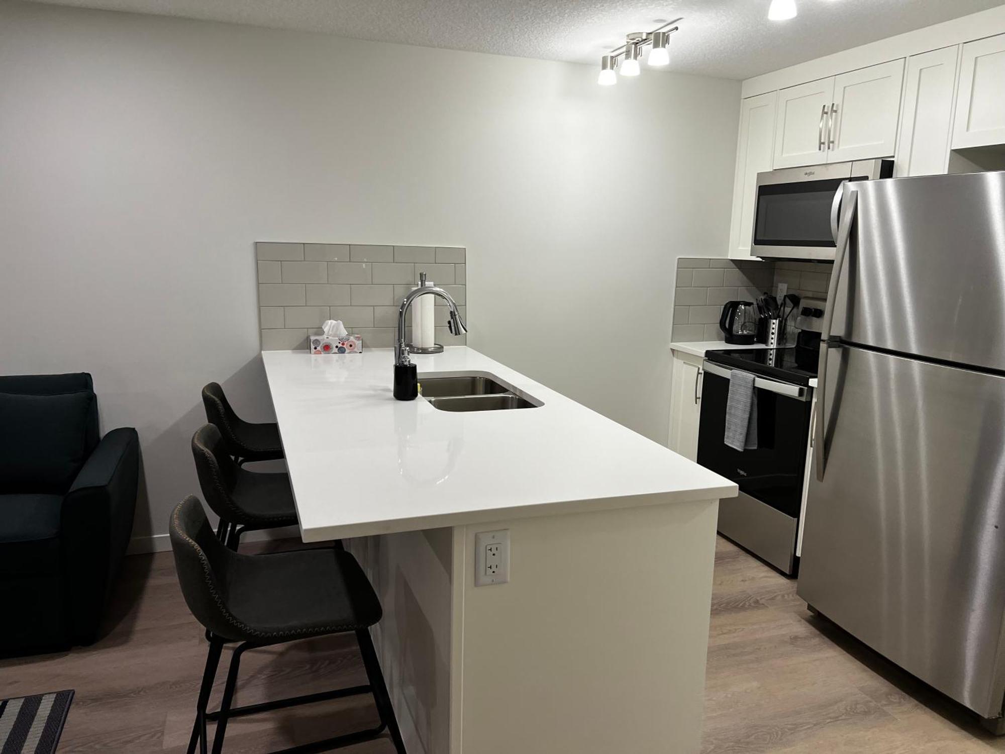 The Haven - Cozy 1 Bedroom In Seton Se Calgary